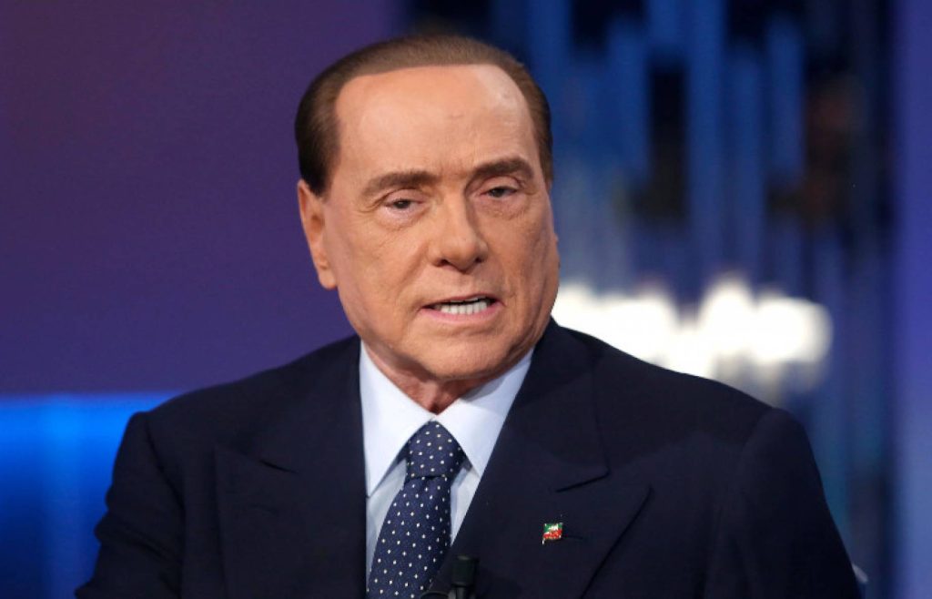 Morto Silvio Berlusconi. Rimandato il Premio NOVELLA 2000 VIRGO TV AWARD Silvio Berlusconi
