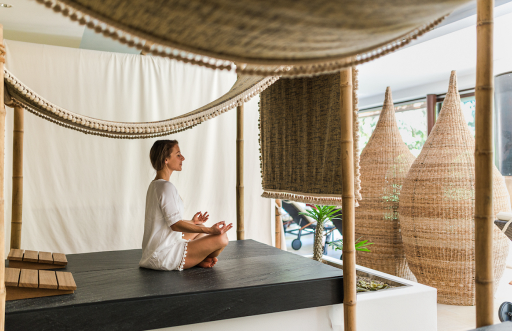 Fashion Life Web yoga