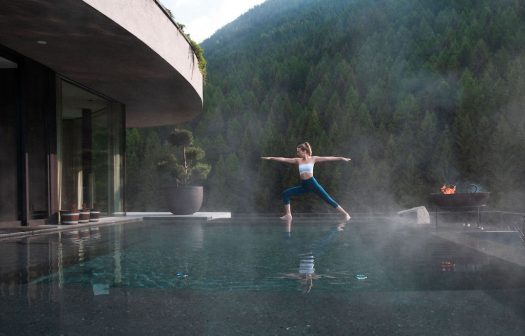 Fashion Life Web yoga