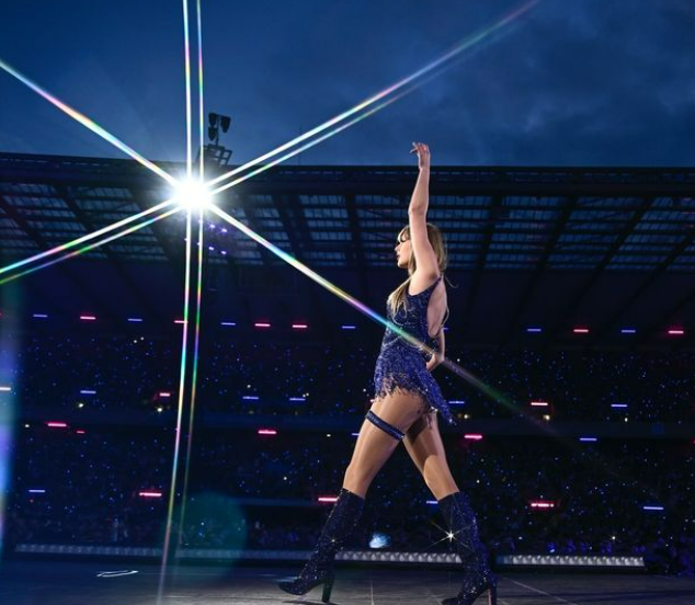 Fashion Life Web Taylor Swift