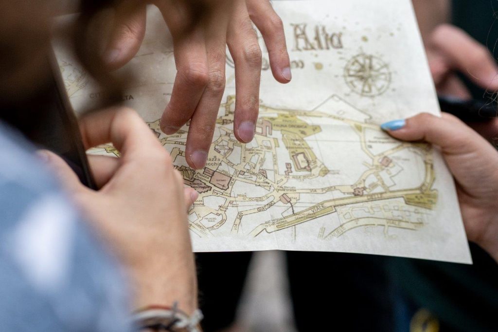 Fashion Life Web City Escape