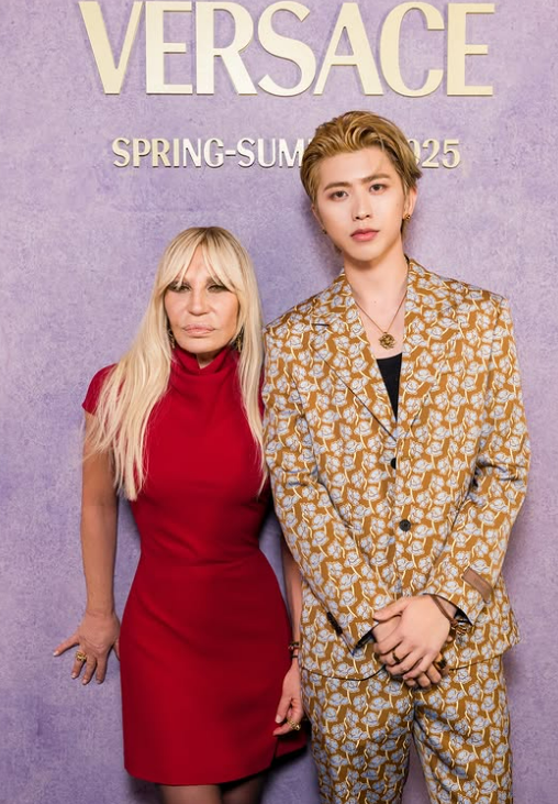 Donatella Versace: svelato il segreto della sua trasformazione