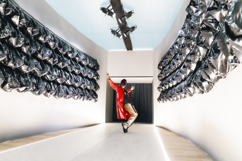 BALLOON MUSEUM_ONE HUNDRED AND TWENTY_NILS VOLKER ph Press