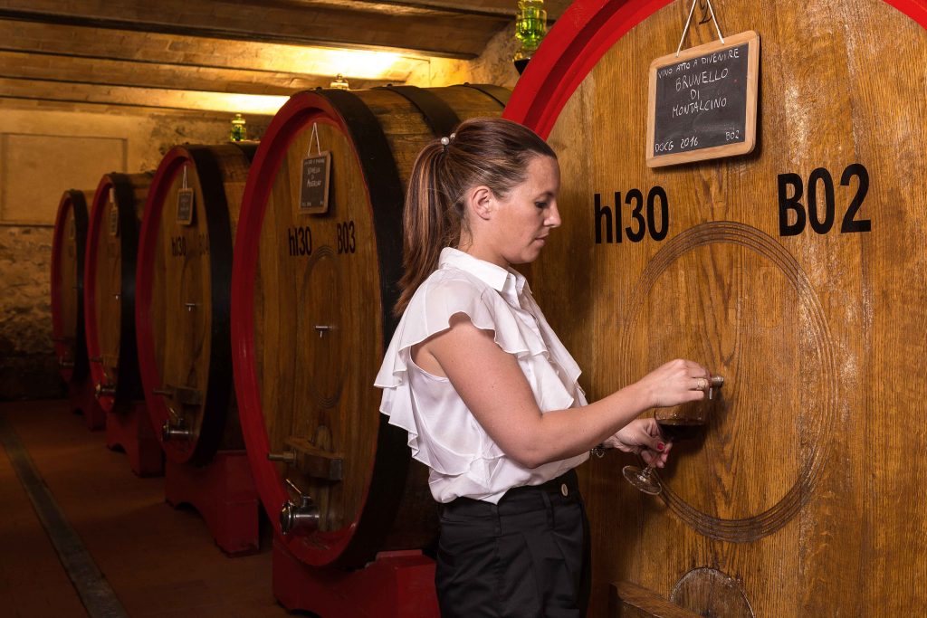 rid-Caterina Sacchet nella cantina Tenuta di Montalcino - Carpineto ph Press