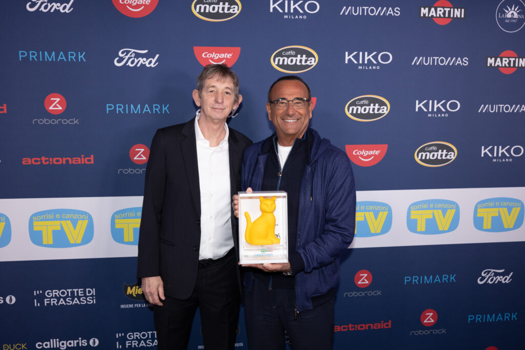 Carlo-Conti-e-Aldo-Vitali_Consegna-del-Telegatto