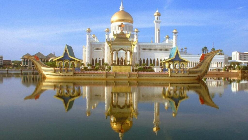 LIstana-Nurul-Iman-il-palazzo-del-Sultano-del-Brunei