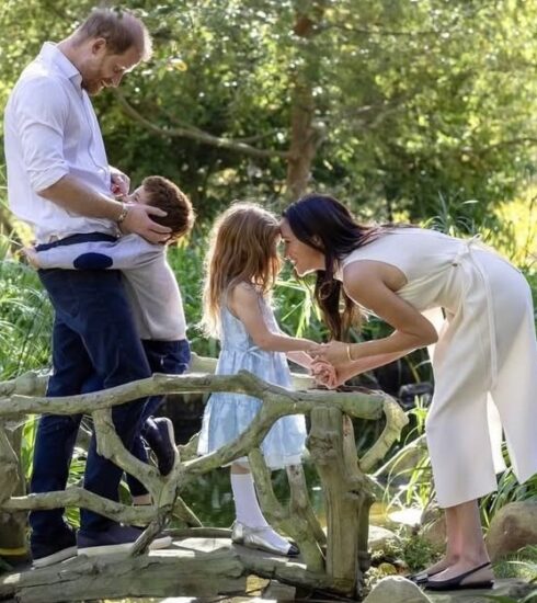 Harry e Meghan rivedono re Carlo III ph ig