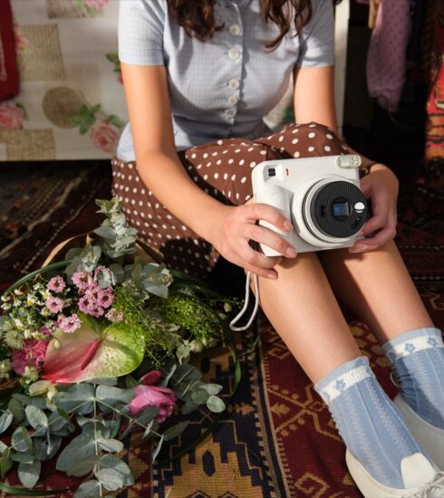 Fujifilm instax SQUARE 2 ph press